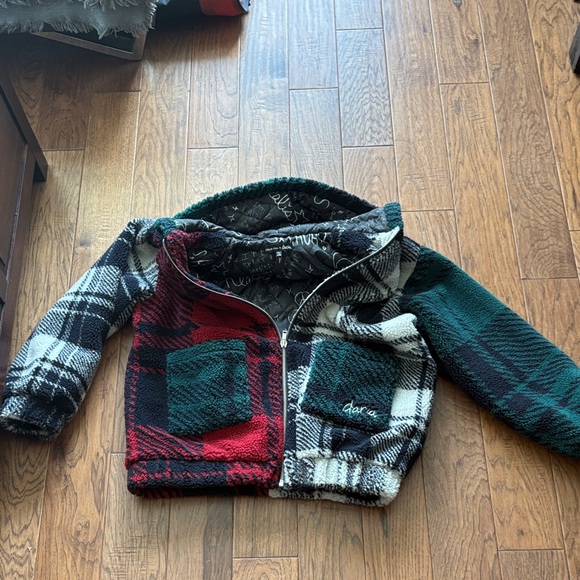 Dolls Kill X Daria Plaid Fleece Jacket with Graphic Design - Picture 5 of 13